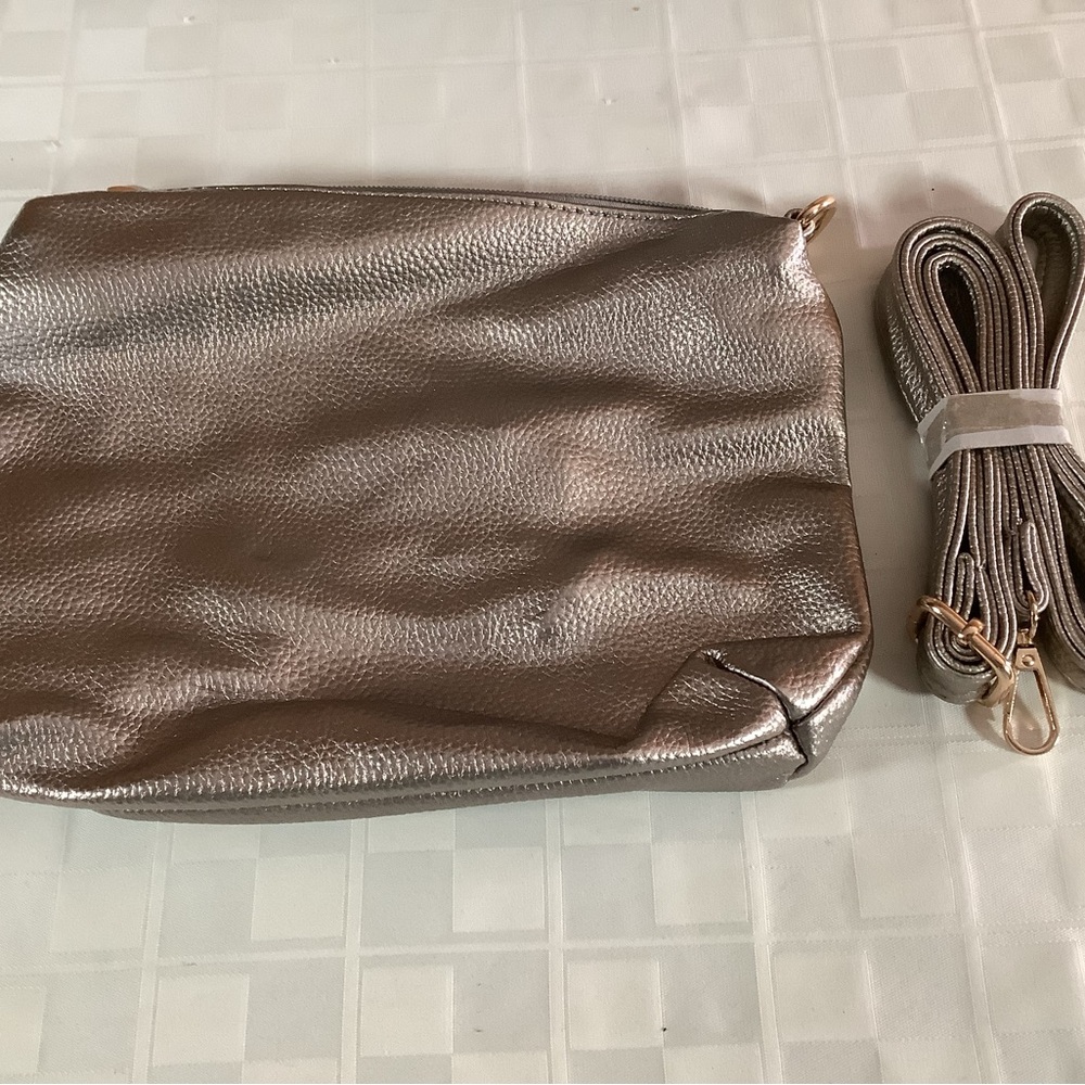 New gold 3 purse set - Picture 6 of 10